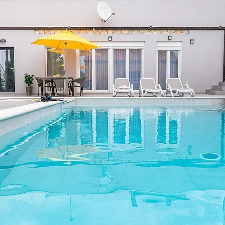 Quadro By 22estates * Rabac