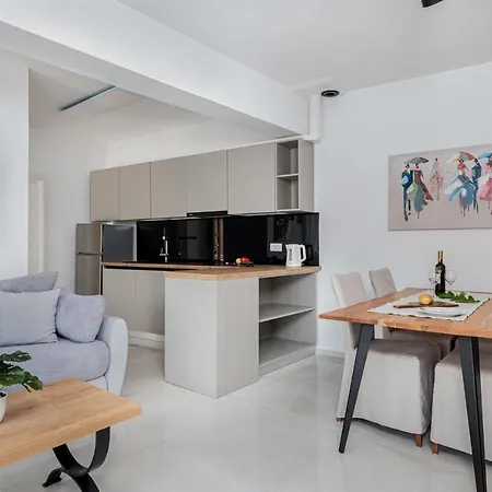 Tatil Evi Quadro Rabac